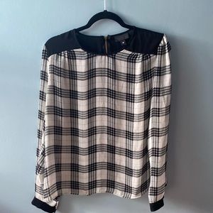 BLACK & WHITE DRESSY BLOUSE SIZE L BY WORTHINGTON EASY CARE POLYESTER